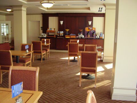 Hotel Express & Drums-hazelton By Ihg
