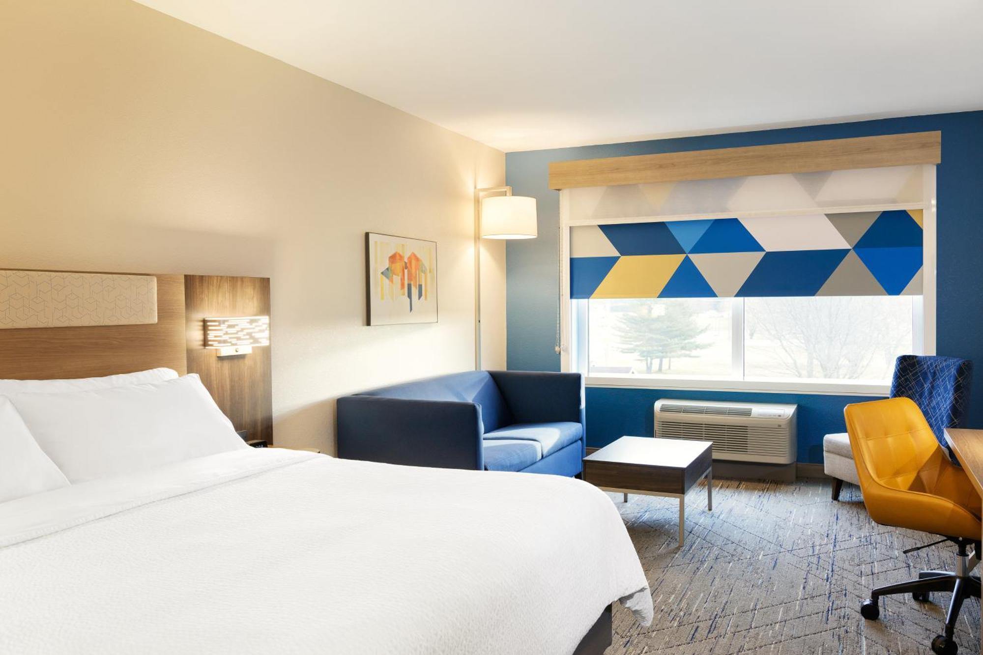 Express & Drums-hazelton By Ihg 2* Drums